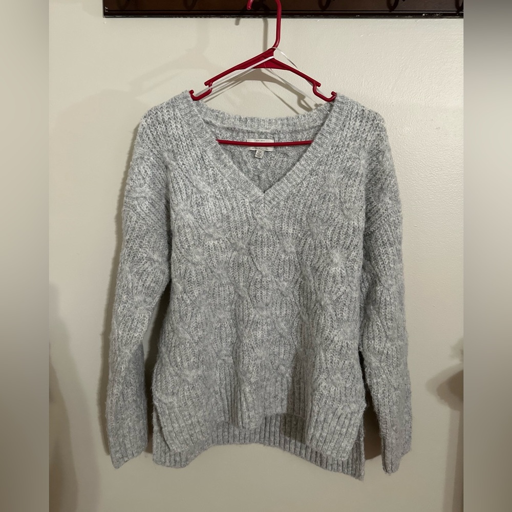 NWT: Light gray Lucky Brand sweater. Now rips or pulls, size Small.